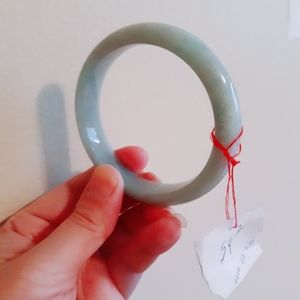 green jadeite jade bangle
